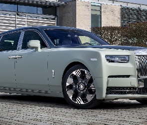 Rolls-Royce Phantom Magnetism