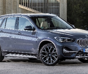 Przód, Bok, BMW X1