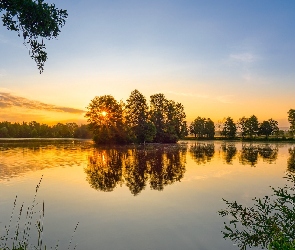 Jezioro, Odbicie, Zachód słońca, Drzewa