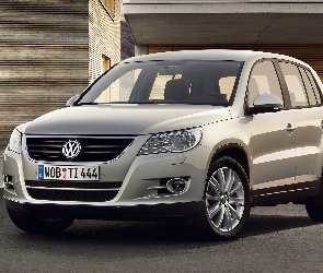 Volkswagen Tiguan, Maska