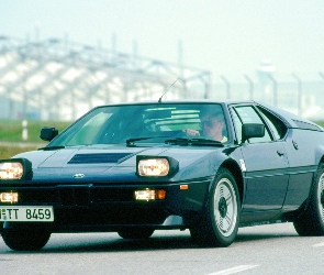 BMW M1