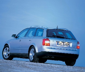 Audi A4, Tył, Avant
