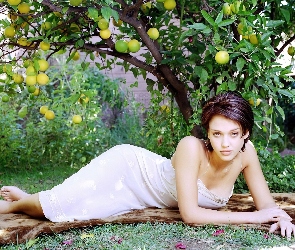 Jessica Alba, ogród