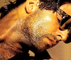 Zarost, Okulary, Akshay Kumar