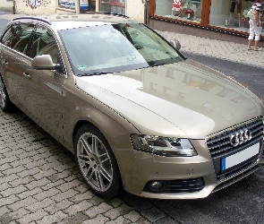 Audi A4 B8, Kombi, Beżowe