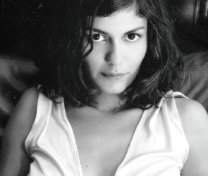 Audrey Tautou, biały top