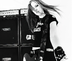 Avril Lavigne, MESA