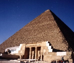 Cheops, Piramida