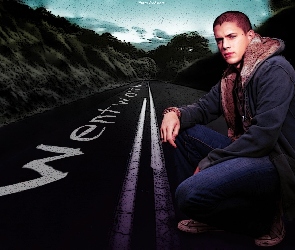 Wentworth Miller, trampki