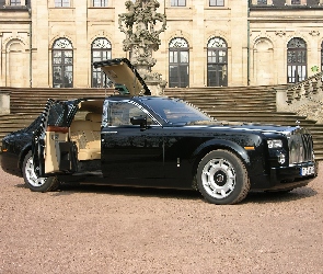 Rolls-Royce Phantom, Wnętrze, Kremowe