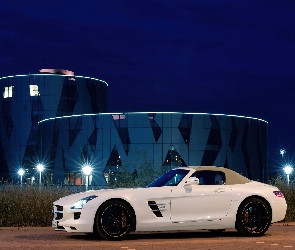 Mercedes-Benz SLS AMG, Biały
