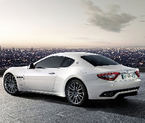 Maserati Gran Turismo S