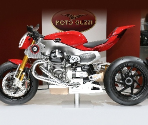 Moto Guzzi V12LM