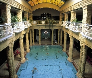 Hotel, Basen, Europa