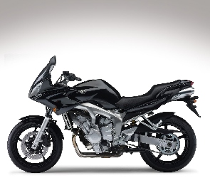 Czarna, Zabudowana Motor Yamaha, Wersja, Yamaha FZ6 Fazer