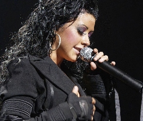 Christina Aguilera, mikrofon