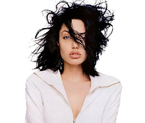 Angelina Jolie, rozczochrane włosy