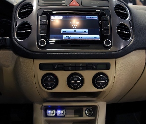 Volkswagen Tiguan, Nawigacja