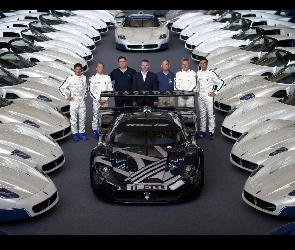Zespół, Fabryka, Maserati MC12