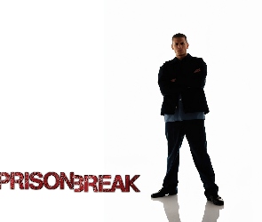 Wentworth Miller, czarny strój