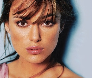 Keira Knightley, Oczy, Twarz