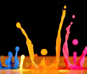 Kolorowe, Twory, Trzy