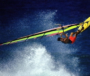 Windsurfing, żółta deska