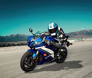 Kask, Shoei, Yamaha YZF R6