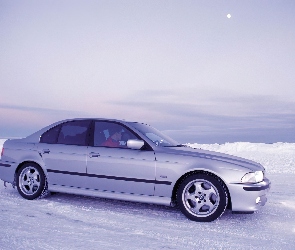 M5, Zima