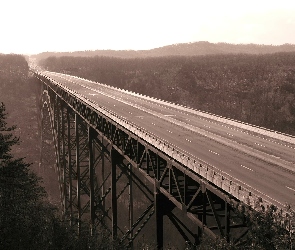 Ulica, Most