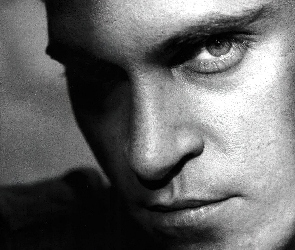 Joaquin Phoenix, duże oko