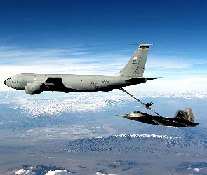 Tankowanie, KC-135 Stratotanker