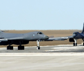 Myśliwce, Lockheed Martin, Lotnisko