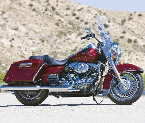 Bordowy, Harley Davidson Road King