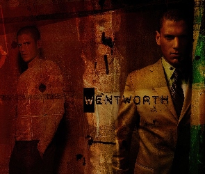 Wentworth Miller, beżowa marynarka