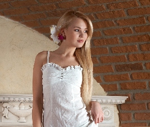 Blondynka, Cegły, Sukienka, Biała, Urocza