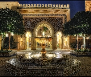 Fontanna, Drzewa, Hotel