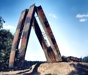 Pmc-90, T-80, Most, Zwodzony