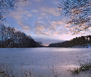 Lasy, Chmury, Jezioro