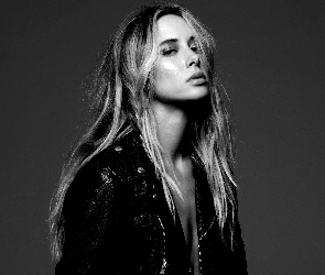 Gillian Zinser