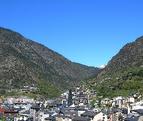Andorra la Vella, Stolicy, Pireneje, Fragment