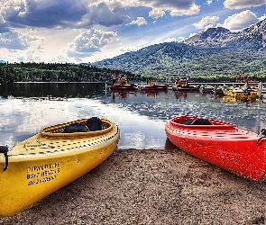 Góry, Kajaki, Jezioro