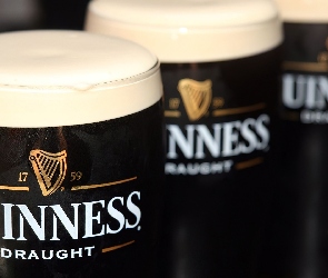 Guinness, Kufle, Piwo