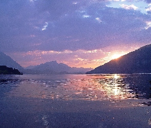Góry, Słońca, Zachód, Chmury, Jezioro