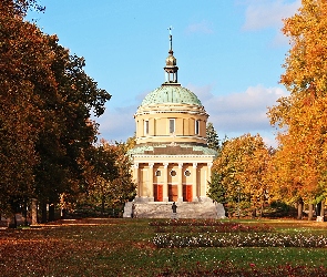 Św. Jana Vianney, Poznań, Kościół