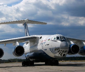 Iliuszyn, Cargo, Ił-76