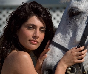 Głowa, Konia, Caterina Murino