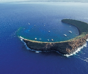 Morze, Wyspa