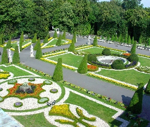 Klomby, Drzewa, Ogród