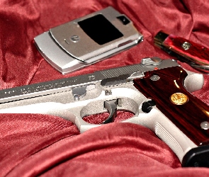 Scyzoryk, Komórka, Pistolet, Beretta